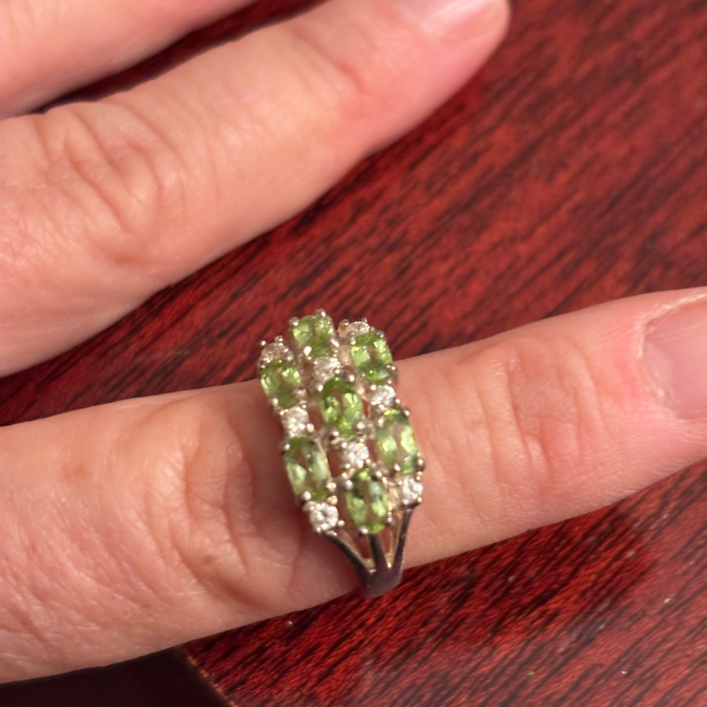 Peridot and white quartz ring sz 8